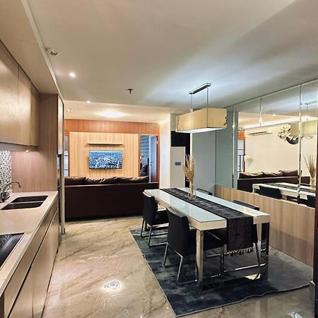 The H Tower Rasuna Suites Kuningan Jakarta By Villaloka מראה חיצוני תמונה