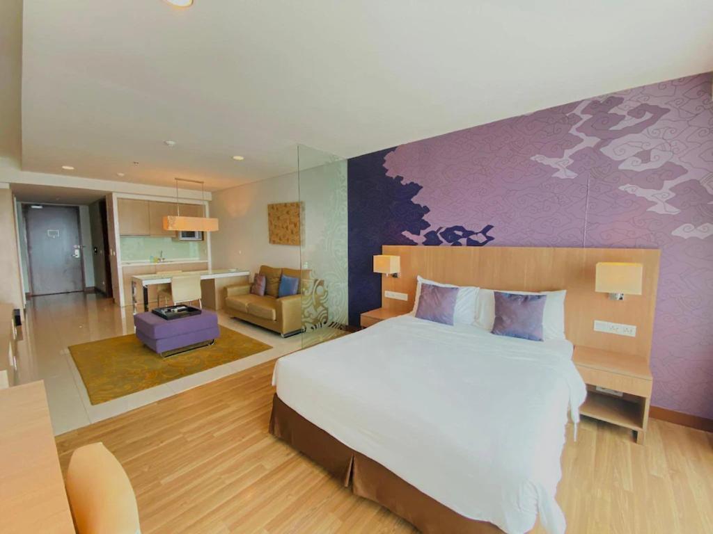 The H Tower Rasuna Suites Kuningan Jakarta By Villaloka מראה חיצוני תמונה