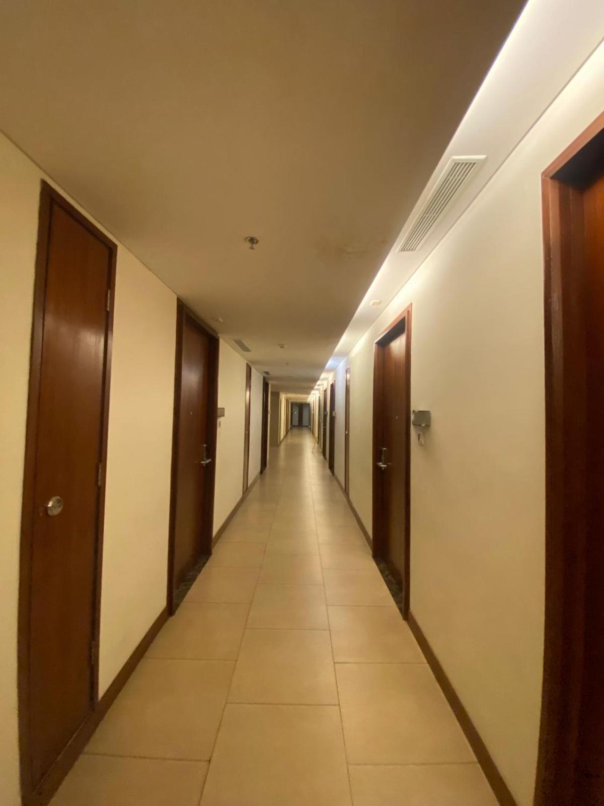 The H Tower Rasuna Suites Kuningan Jakarta By Villaloka מראה חיצוני תמונה