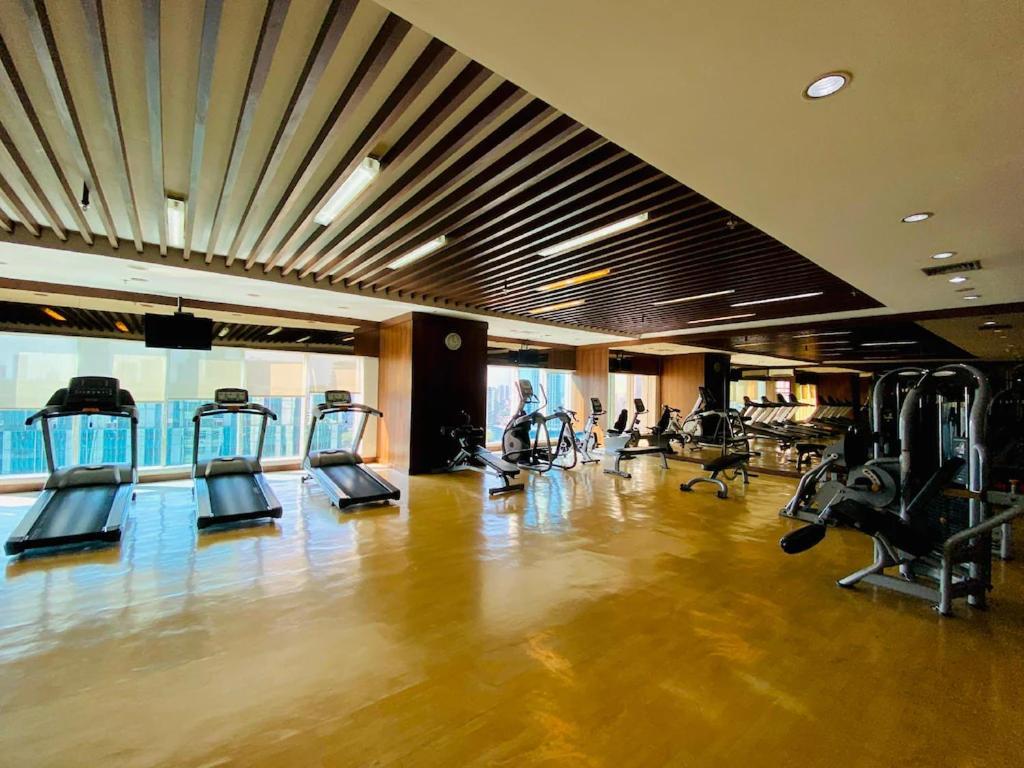The H Tower Rasuna Suites Kuningan Jakarta By Villaloka מראה חיצוני תמונה