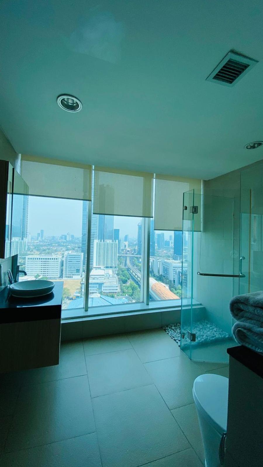 The H Tower Rasuna Suites Kuningan Jakarta By Villaloka מראה חיצוני תמונה