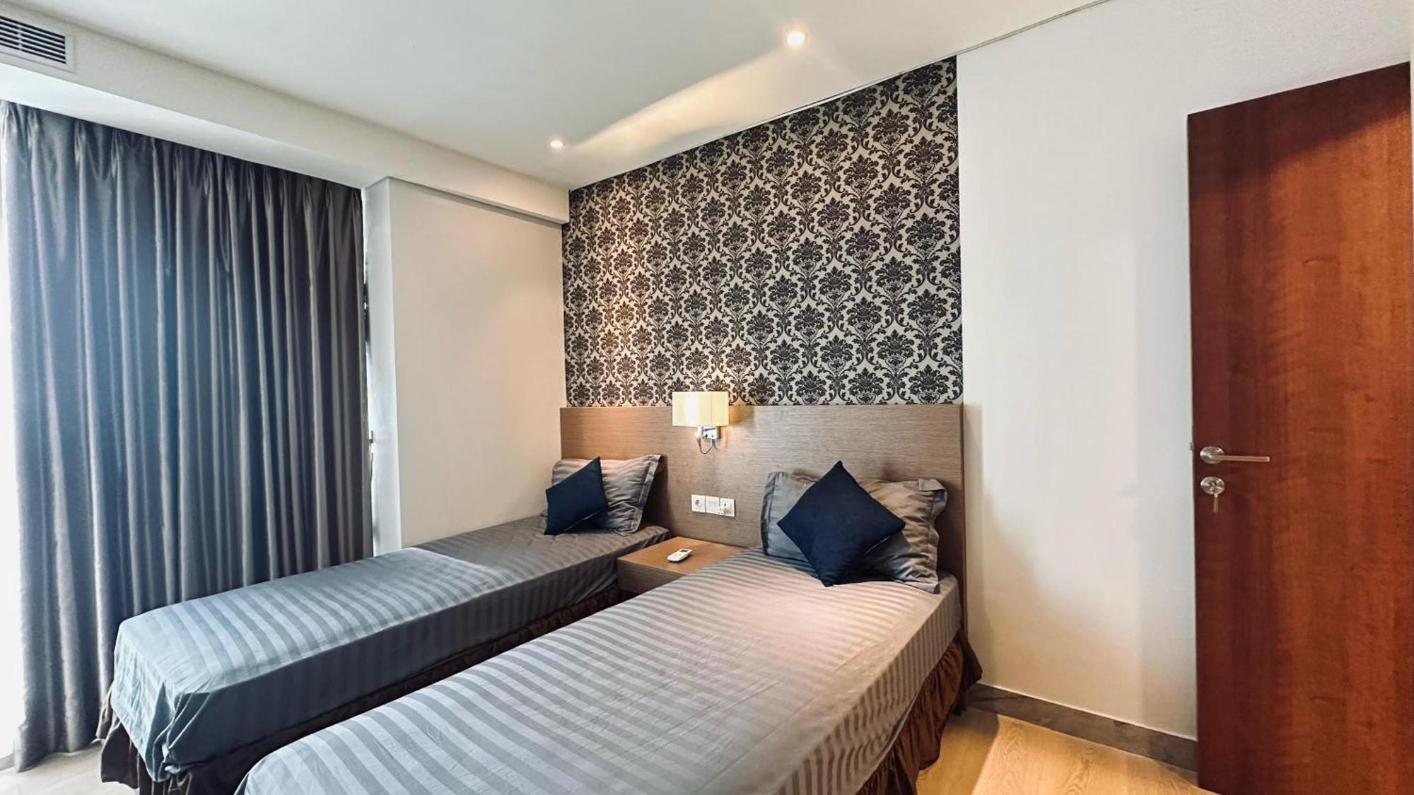 The H Tower Rasuna Suites Kuningan Jakarta By Villaloka מראה חיצוני תמונה