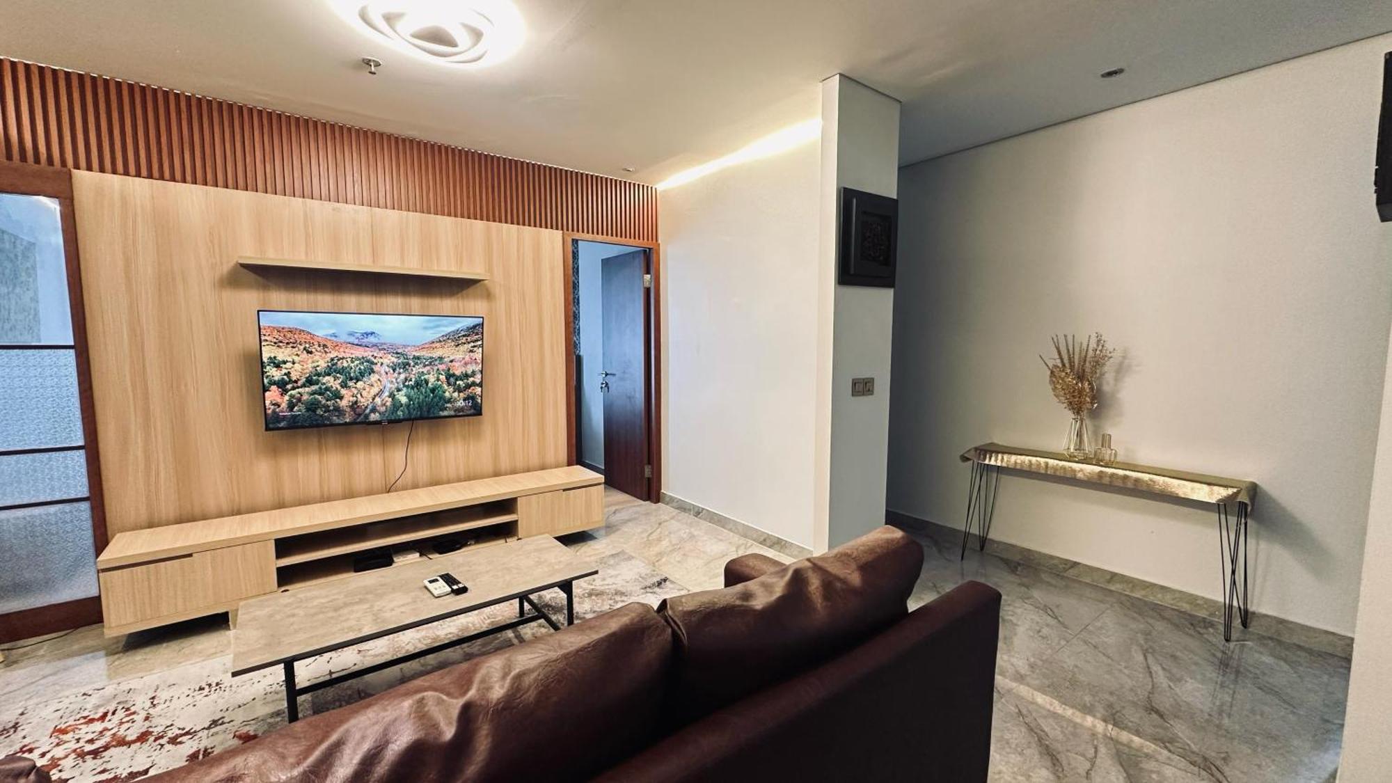 The H Tower Rasuna Suites Kuningan Jakarta By Villaloka מראה חיצוני תמונה