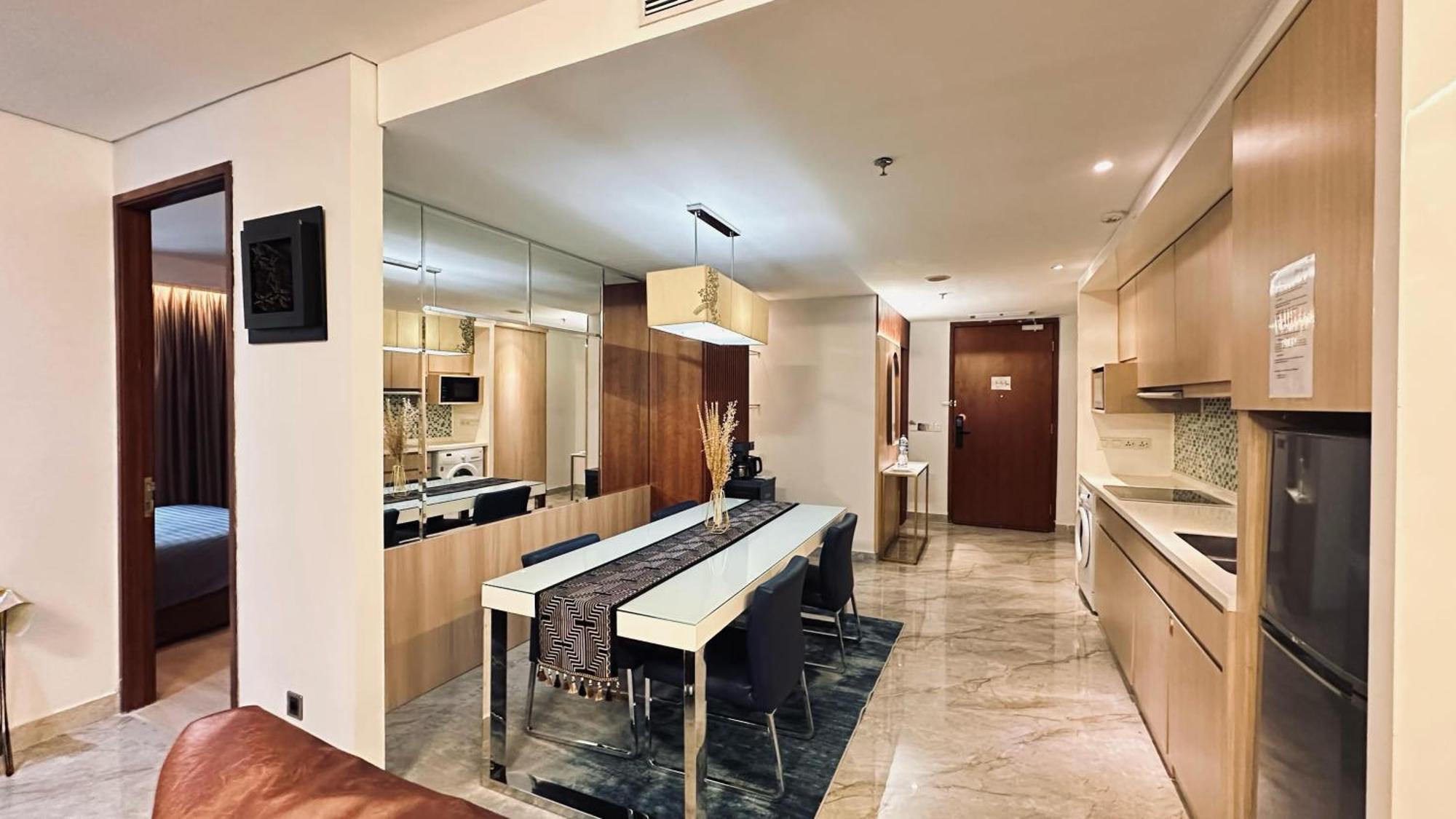The H Tower Rasuna Suites Kuningan Jakarta By Villaloka מראה חיצוני תמונה